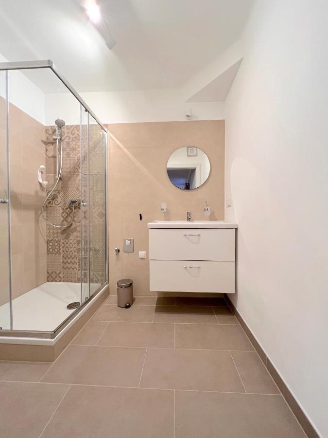 וינה The 15'S Apartments מראה חיצוני תמונה