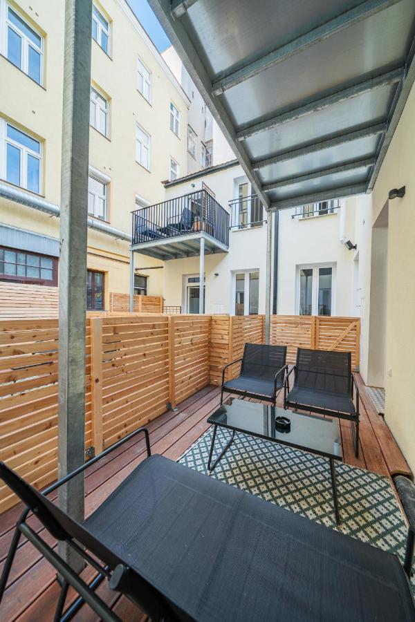 וינה The 15'S Apartments מראה חיצוני תמונה